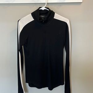 Theory - Wool Knit Turtle Neck Pullover quarter zipper Sweater - Size M